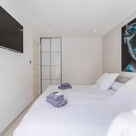 Beautiful With Balcony 1br 2p - Cannes