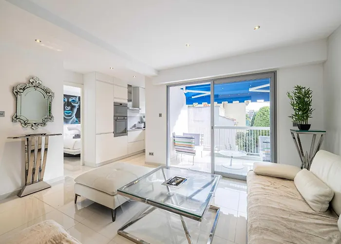 Appartement Beautiful With Balcony 1br 2p -